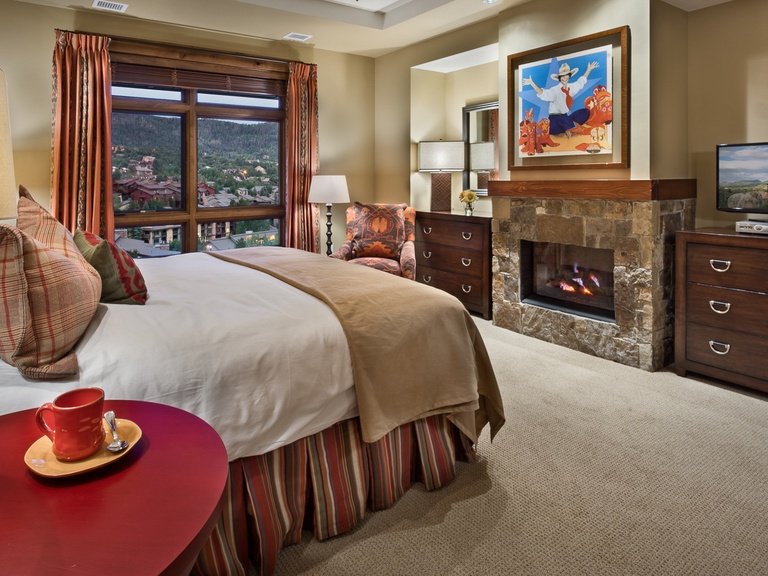 One Steamboat Place #604: Moose Mountain - Steamboat Springs Rental — photo 5
