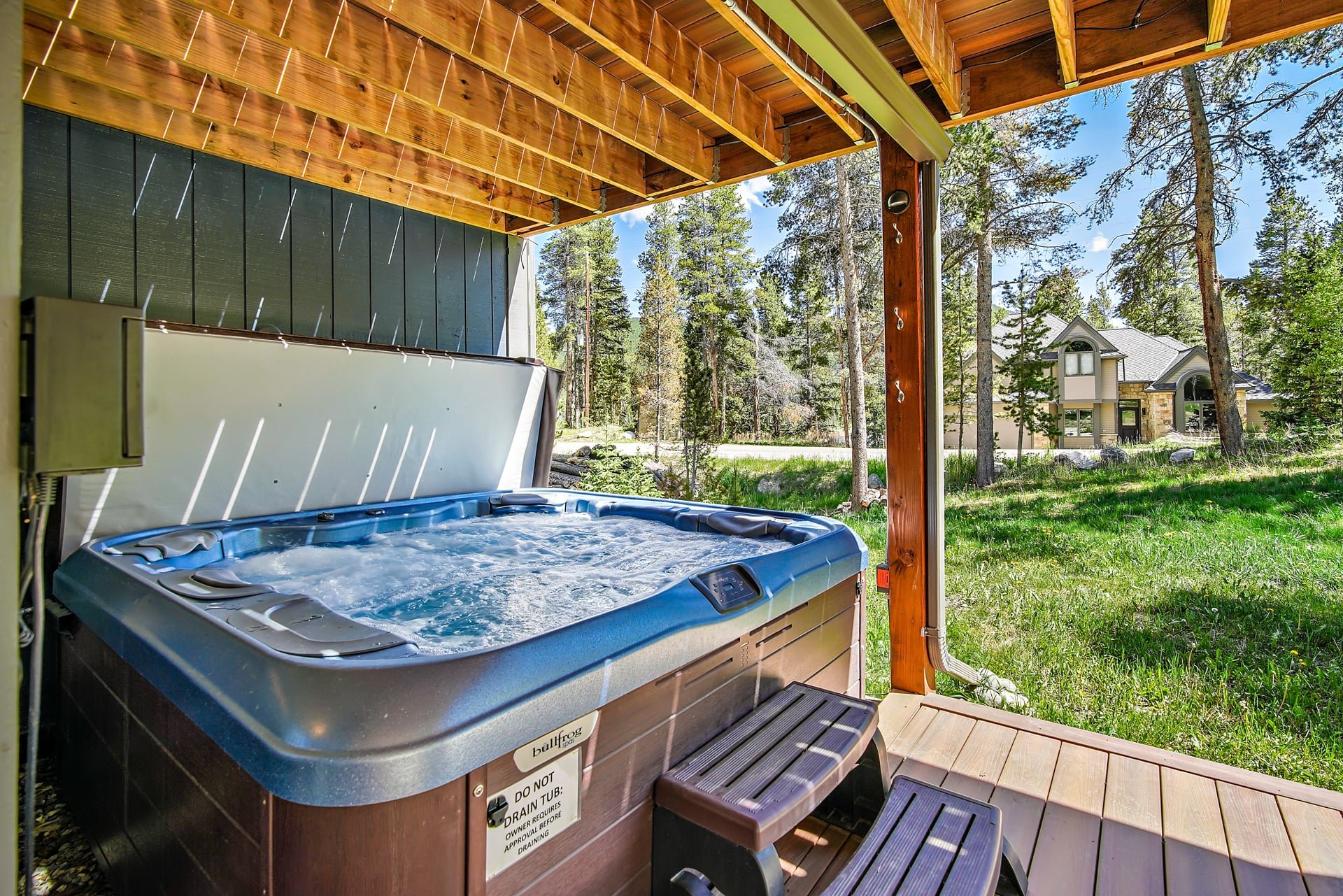 Sapphire Chalet | 2mi to Breck, Hot Tub & Views! — photo 4