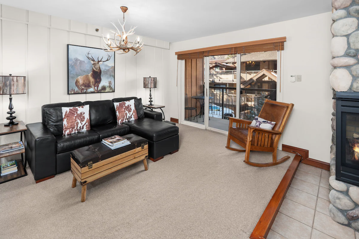 Crestwood 2105 Deluxe 1 Bedroom — photo 2