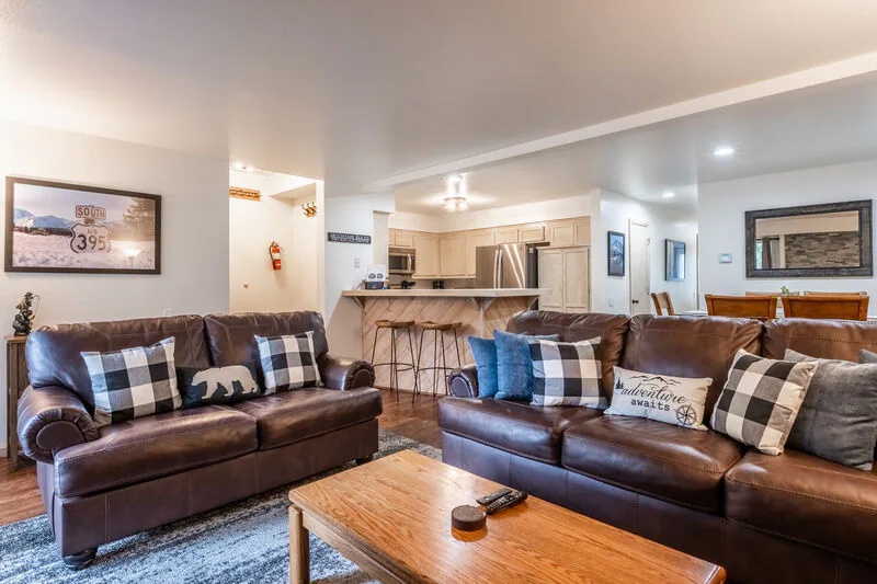 Snowcreek #563 2-bedroom, 2-bath Sleeps 6! — photo 4