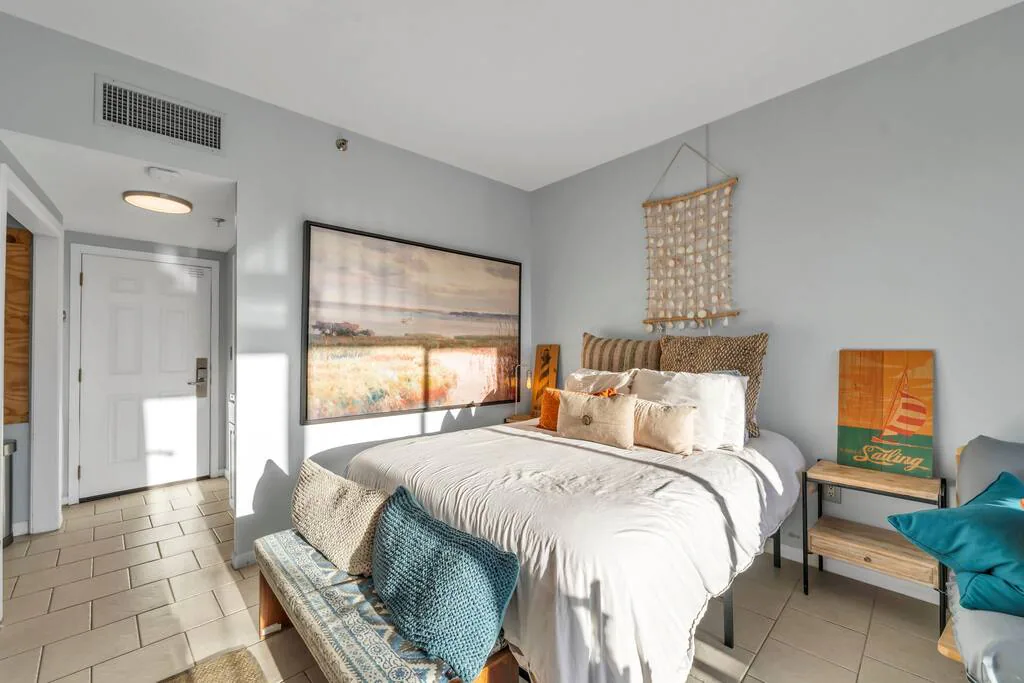 Simple Fort Walton Beach Waterfront Studio Condo — photo 5