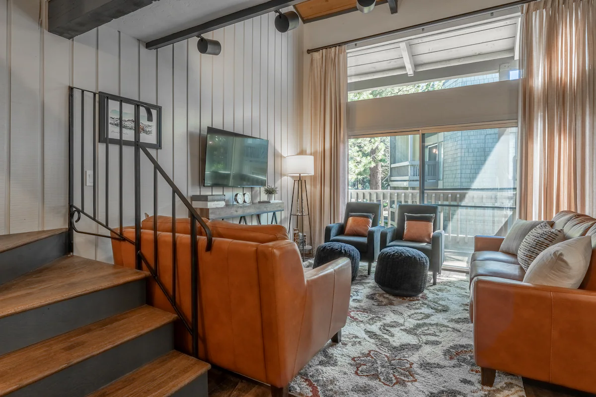 Spacious 2BR + Loft Mammoth Escape 680 — photo 5