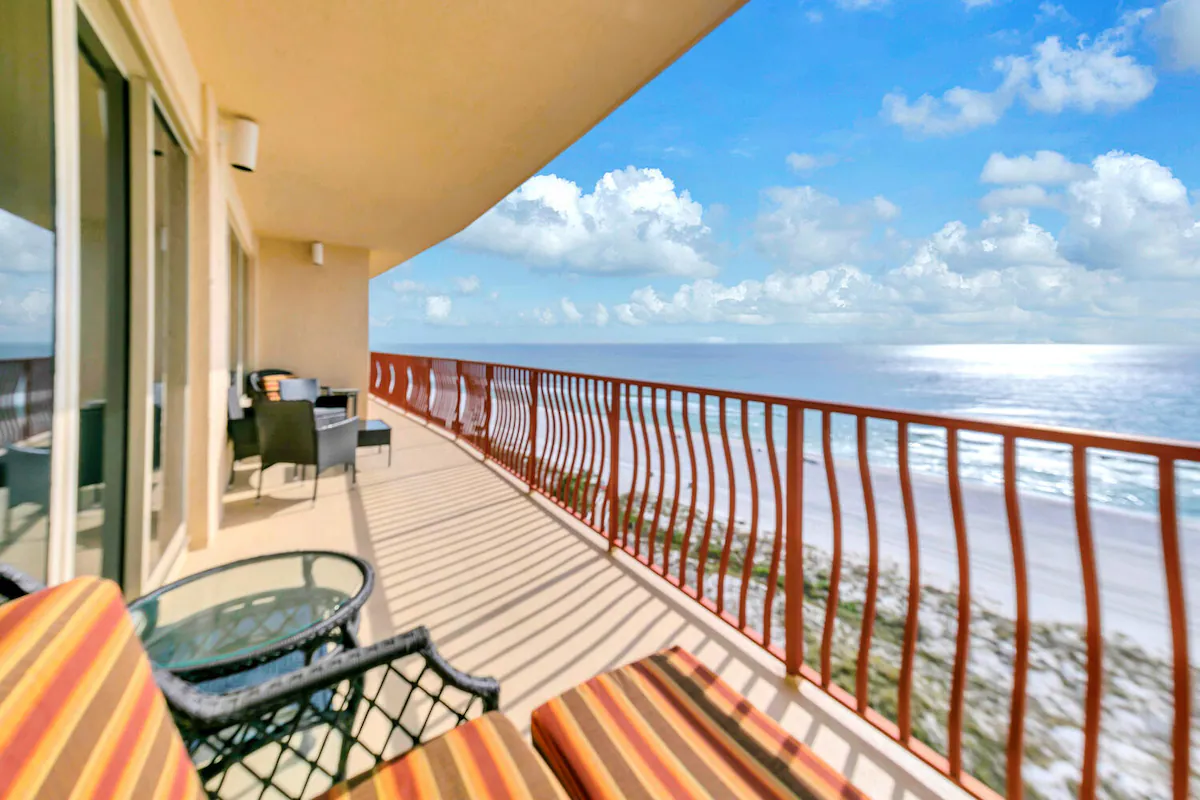 Beachfront-Spacious Balcony-Hidden Dunes 801 — photo 2