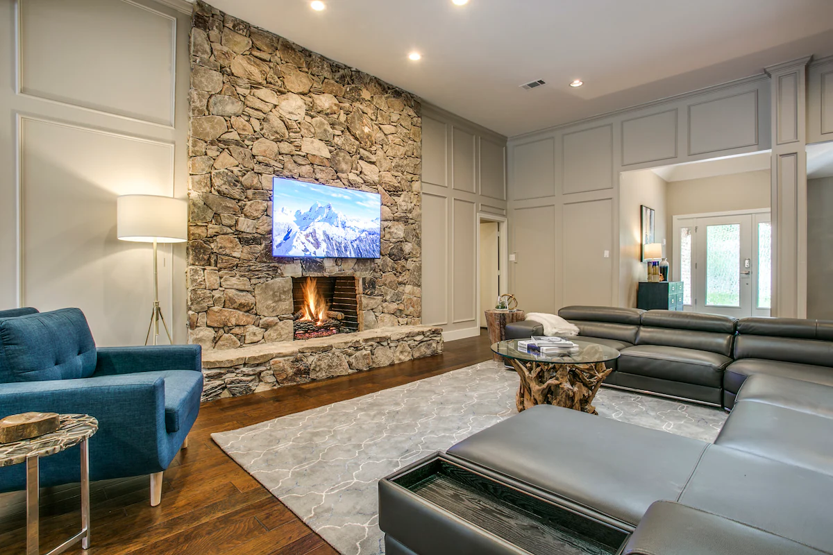 High Demand Private VIP with Heated Pool and Spa! — photo 2