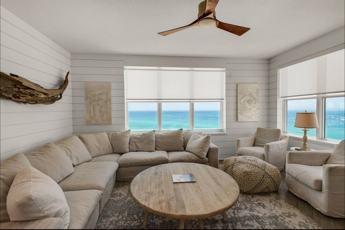 Aqua 901 Gulf Front, Beach Svc, Walk to Pier Park — photo 2
