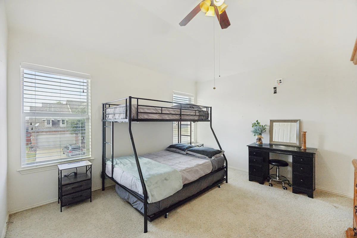 Dallas Family Getaway | Office | Spacious — photo 4