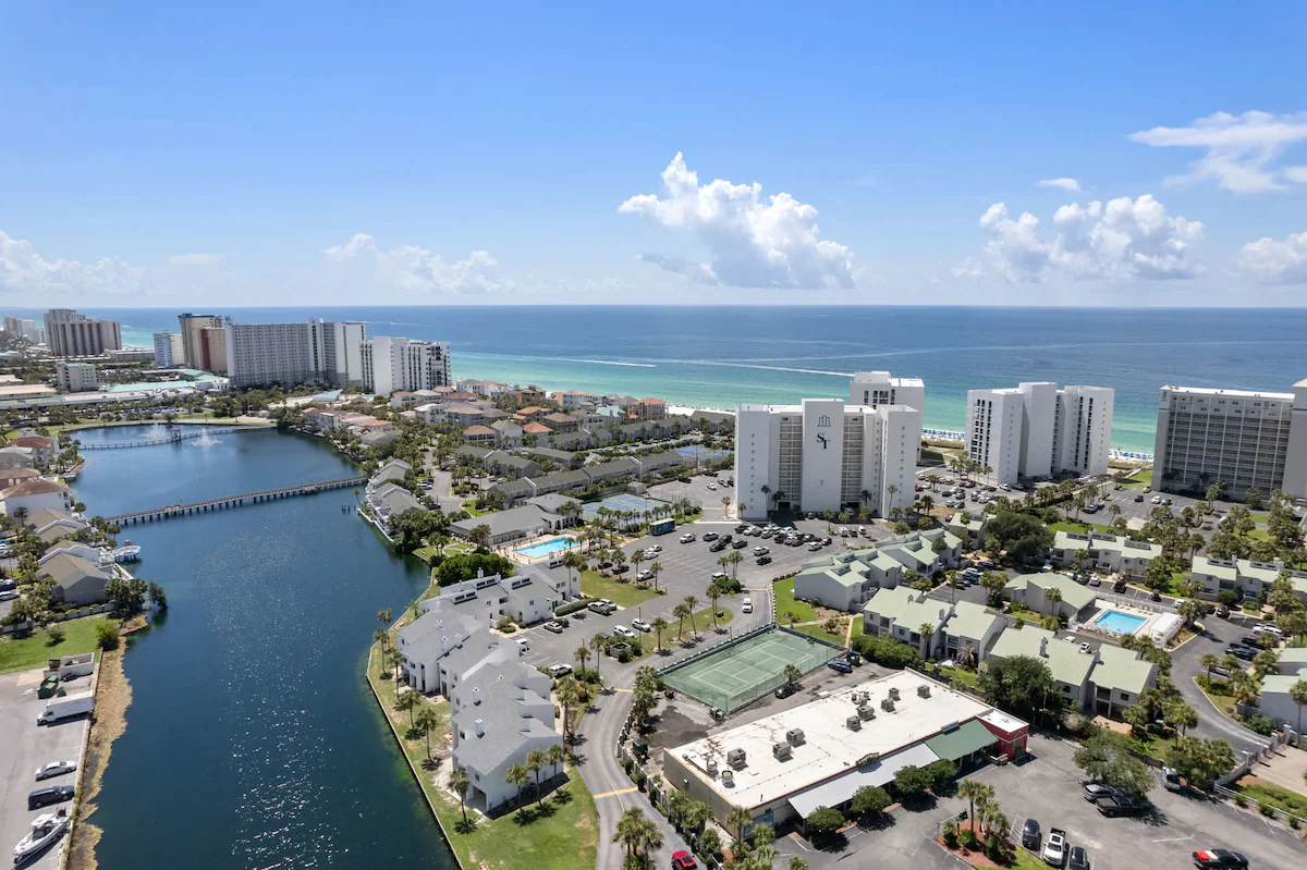Pool + Beach Access | Sleeps 6 in Destin — photo 2