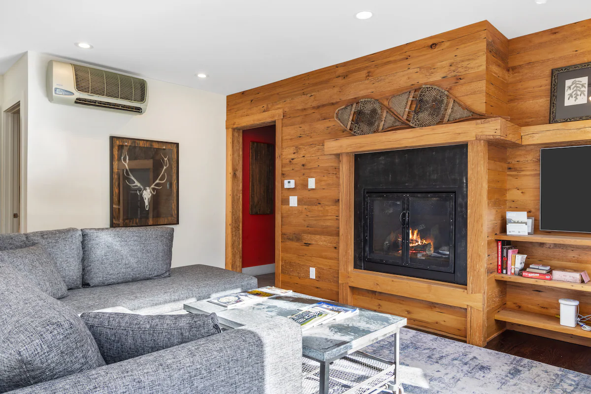 Outpost: King Ridge 7 Penthouse - AC & Hot Tub! — photo 2