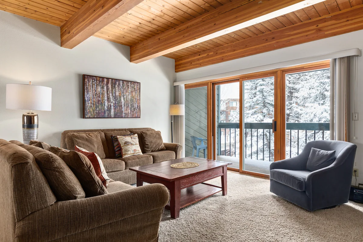 Riverside Condos A102 by AvantStay | Near Lifts — photo 2