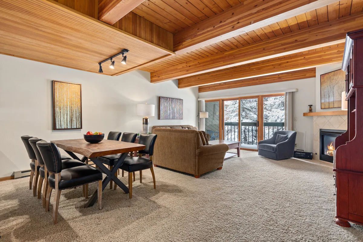 Riverside Condos A102 by AvantStay | Near Lifts — photo 3