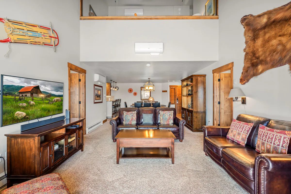 Bear Claw 508 Ski-In/Out Condo + Ski Shuttle! — photo 3