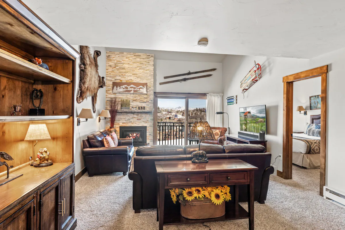 Bear Claw 508 Ski-In/Out Condo + Ski Shuttle! — photo 4