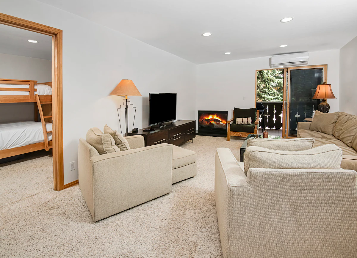 Villa Cortina 120 | 2BR Vail Village Retreat — photo 3