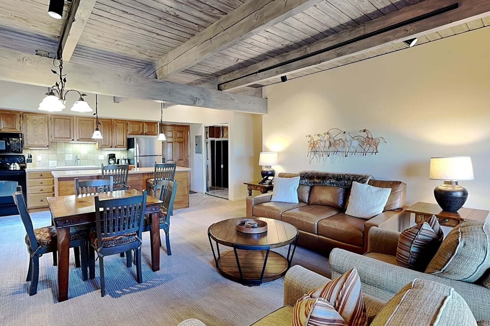 Timberline A2A Deluxe 2 Bedroom — photo 2