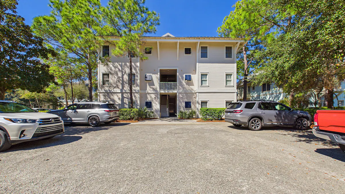 Sundancer 101-Modern Retreat-Sleeps 6 — photo 5