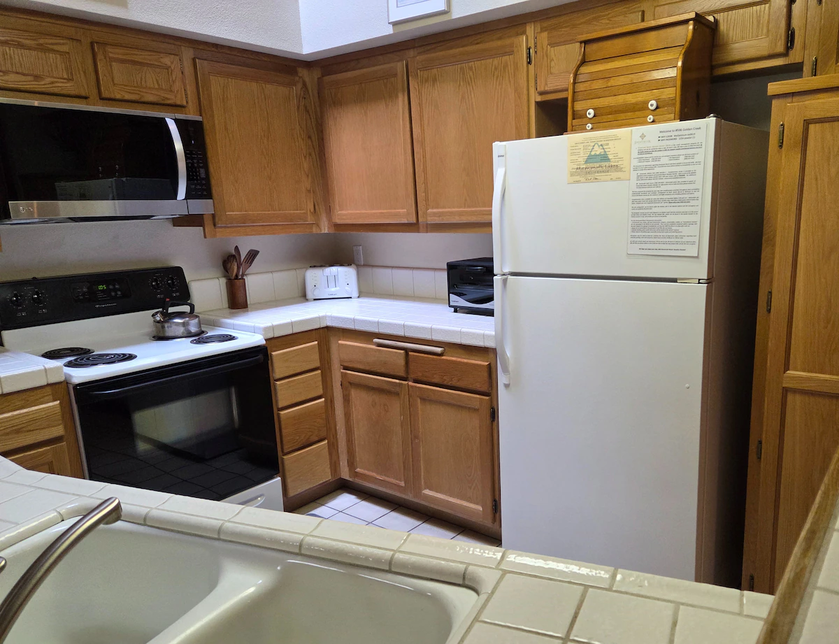 Snowcreek Resort Vacation Rental 596 — photo 4