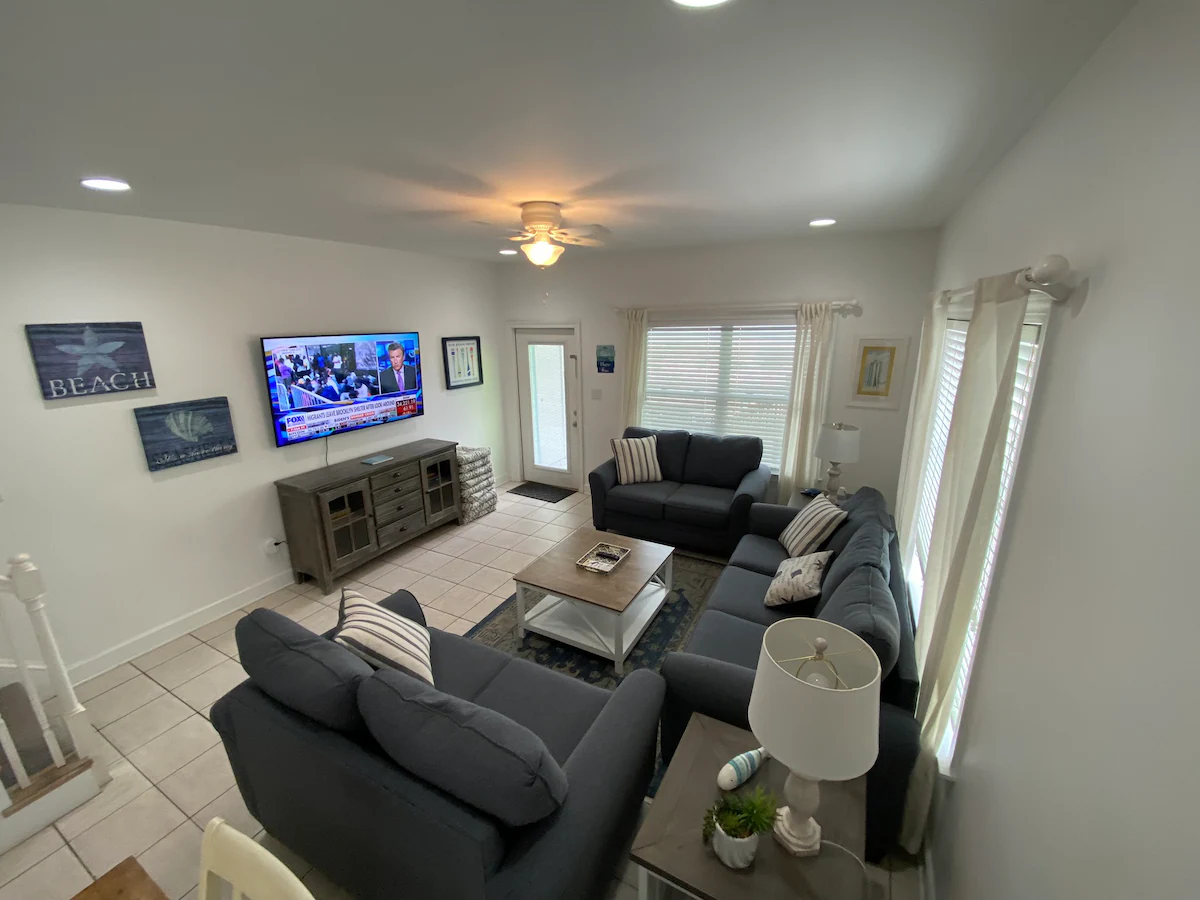 Beachfront/Near Town/Views/Heated Pool/5Bd/3Bth #8 — photo 2