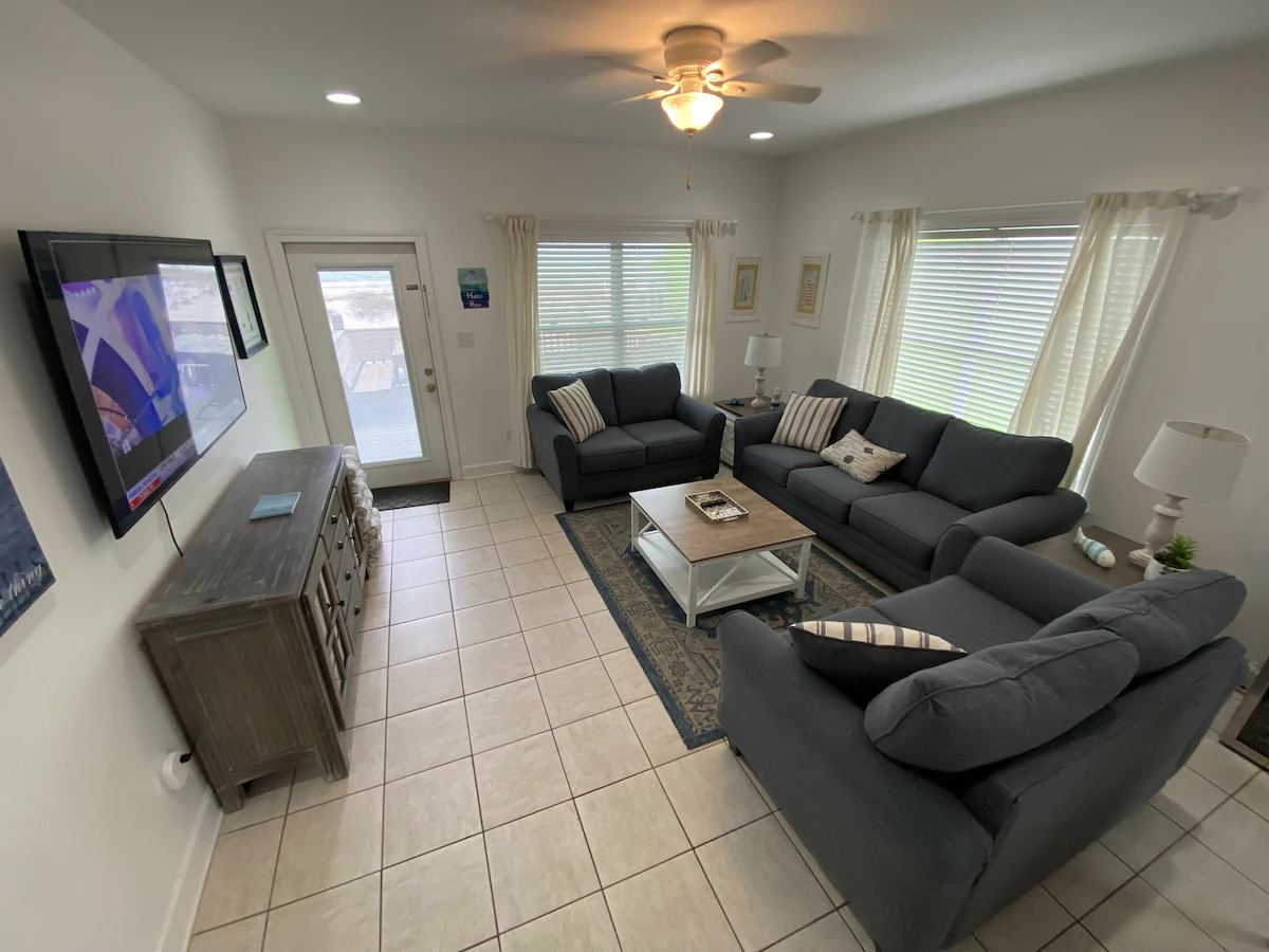 Beachfront/Near Town/Views/Heated Pool/5Bd/3Bth #8 — photo 3